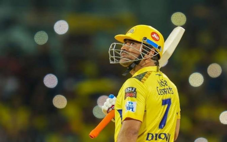IPL 2023: हर मैच में खेलने के लिए MS Dhoni को मिलते हैं लाखों रुपये, जानिए आईपीएल में कितनी है उनकी मैच फीस