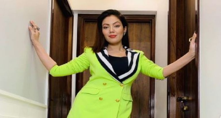 Taarak Mehta Ka Ooltah Chashmah: मुनमुन दत्ता बनी बॉस लेडी, बबीता जी को देख फैंस बोले- आज जेठालाल गया काम…