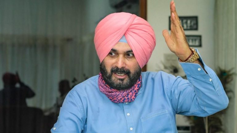 Punjab Election 2022: पंजाब चुनाव के पहले सीएम चन्नी और सिद्धू के बीच टकराव, जानिए कहां फंस रहा पेच