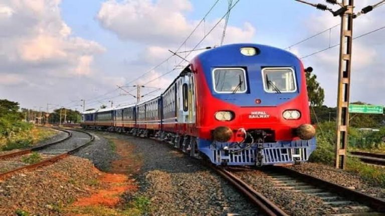 बरेली से संचालित एवं गुजरने वाली आठ ट्रेन कैंसिल, यह हैं ट्रेन रद्द होने की वजह…