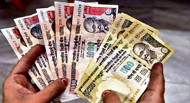 नोटबंदी के दौरान खाते में डाले लाखों रुपये, नहीं दाखिल किया रिटर्न,  अब आयकर विभाग ले रहा है एक्शन