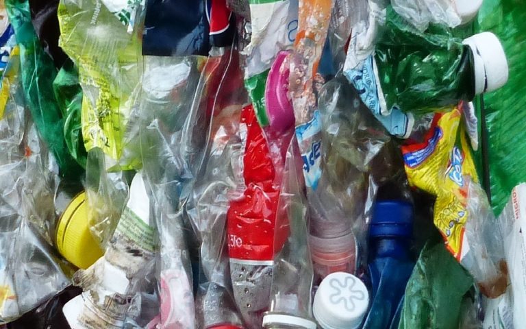 बढ़े प्लास्टिक रिसाइक्लिंग