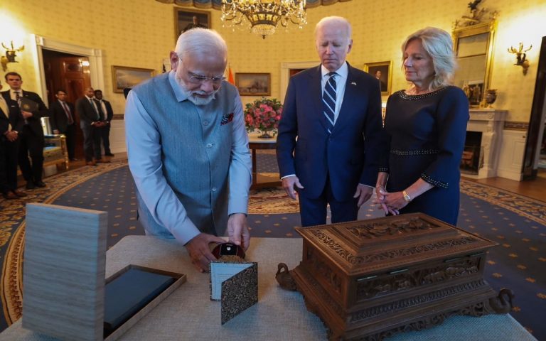PM Modi Special Gifts: झारखंड का रेशमी कपड़ा, पंजाब का घी, पीएम मोदी ने बाइडेन को दिये 10 अनोखे गिफ्ट