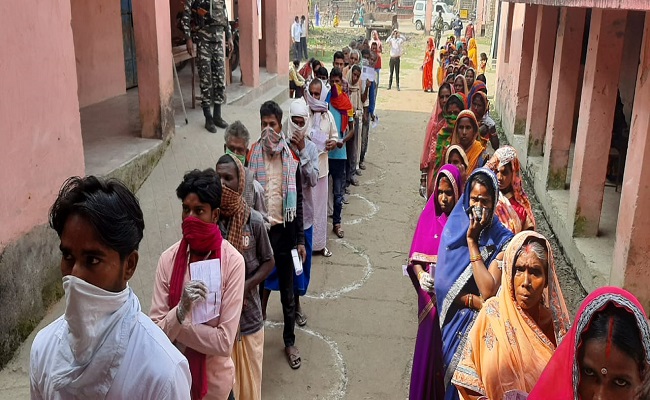 UP Panchayat Elections 2021: यूूपी पंचायत चुनाव पर आयी बड़ी खबर, तारीखों को लेकर पंचायती राज मंत्री ने दी ये जानकारी