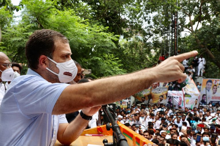 मोदी सरकार पर बरसे राहुल गांधी कहा- ‘संसद में हमें बोलने नहीं दिया गया, ये लोकतंत्र की हत्या’