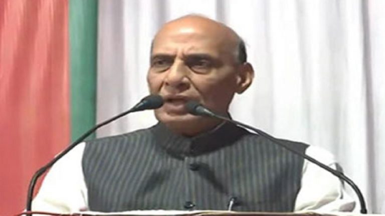Russia Ukraine News: रूस-यूक्रेन युद्ध पर भारत के स्टैंड का हर कोई कर रहा वेलकम, राजनाथ सिंह ने कहा