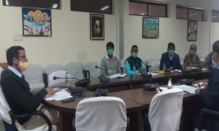 एक सप्ताह के अंदर रांची के सभी धान क्रय केंद्र खुलेंगे, डीसी बोले- किसानों को सेंटर तक लेकर आएं अधिकारी