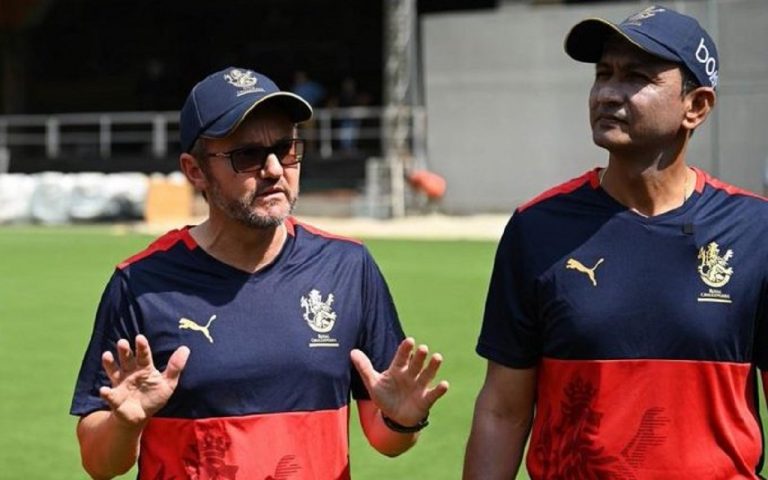 IPL 2024 से पहले RCB में होगा बड़ा बदलाव, इन दो दिग्गजों की होगी फ्रेंचाइजी से छुट्टी!