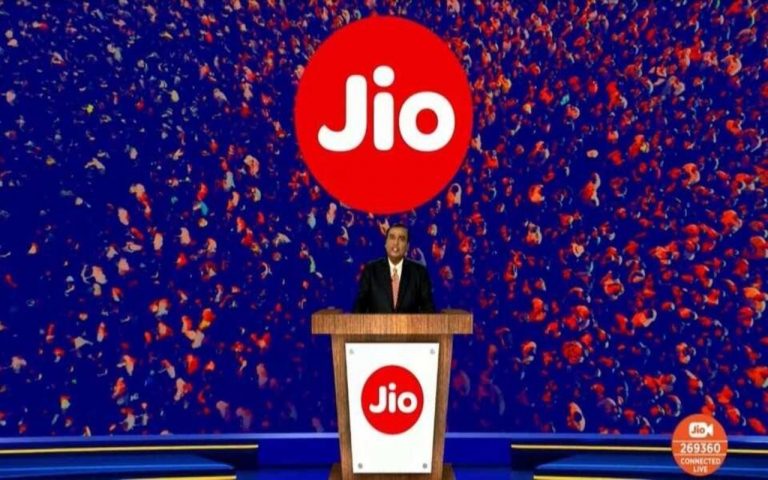 मुकेश अंबानी का दिवाली गिफ्ट, सस्ते जियो रीचार्ज का खोला पिटारा