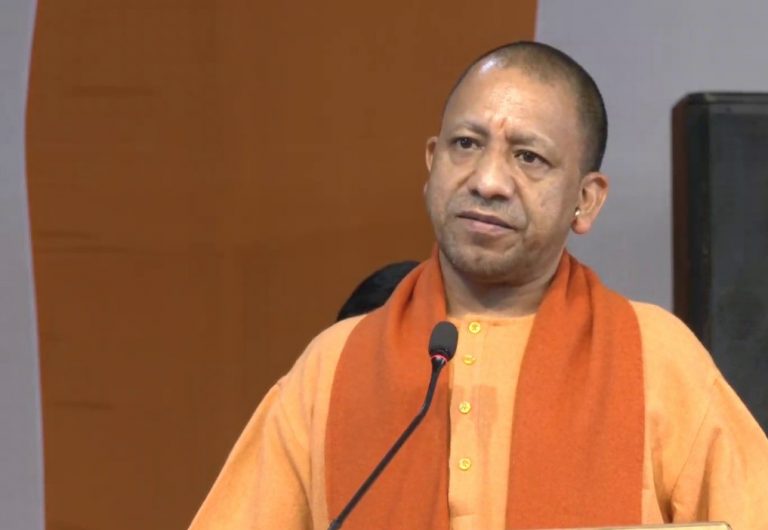 हर इमारत का होगा रजिस्ट्रेशन, सीएम योगी ने इंफ्रास्ट्रक्चर से जुड़े प्रत्येक निर्माण को लेकर कही ये बड़ी बात