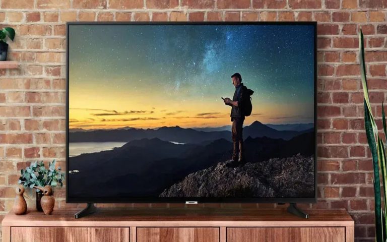 Smart TV पर यहां मिल रही जबरदस्त डील्स और ऑफर्स, इस फेस्टिव सीजन सस्ते में घर लाने का मौका