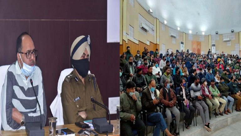 Patna News: अपराधियों के आतंक से परेशान व्यवसायी पटना की सड़क पर उतरे, DM-SSP से बातचीत जारी