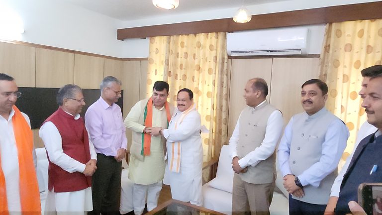 हिमाचल प्रदेश चुनाव 2022: भाजपा को कितना मजबूत कर पाएंगे सुरेश चंदेल ? कांग्रेस में बिता चुके हैं तीन साल