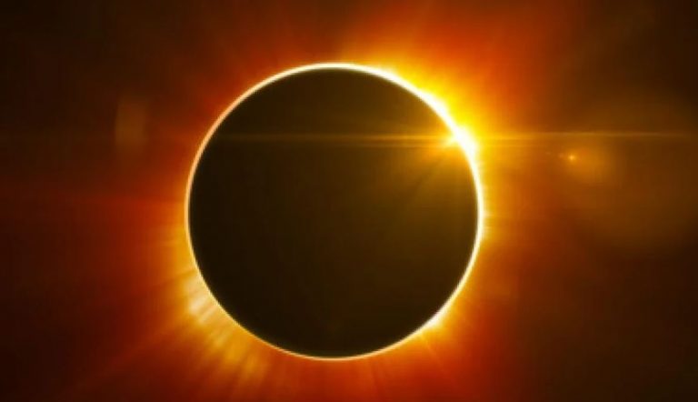 Surya Grahan 2022: भारत का यह मंदिर सूर्य ग्रहण के दौरान भी नहीं होगा बंद, जानें क्या हैं कारण
