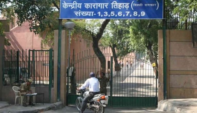 दिल्ली: फिर सुर्खियों में तिहाड़ जेल, पांच दिनों में दूसरे कैदी ने की आत्महत्या