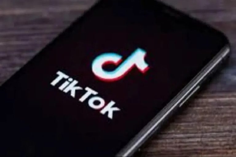 TikTok को ऐप स्टोर से हटाने की तैयारी, Google और Apple को अमेरिकी सांसदों का निर्देश