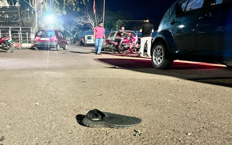 चक्रधरपुर स्टेशन से युवक का अपहरण, सड़क पर रह गया सिर्फ जूता, तलाश में जुटी पुलिस