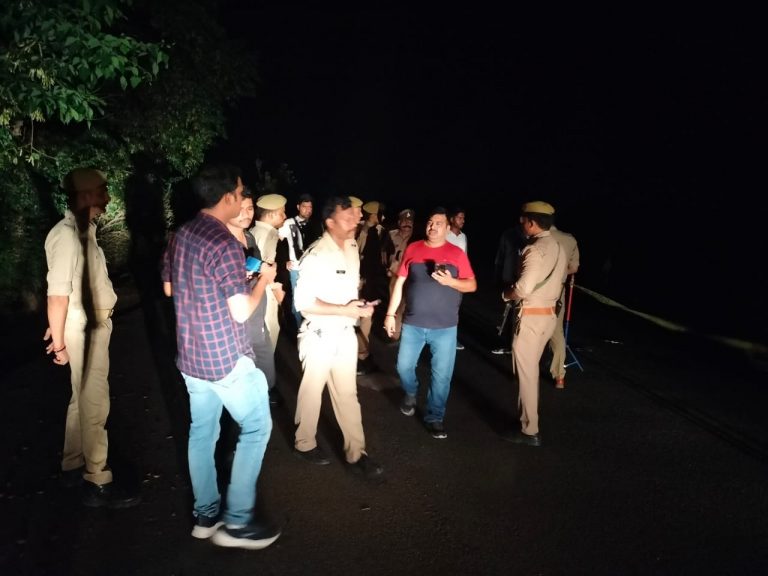 UP: वाराणसी में पुलिस और बदमाशों के बीच मुठभेड़, दो आरोपी गिरफ्तार, मास्टरमाइंड पहले ही कर चुका है सरेंडर