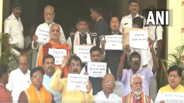 बिहार विधानसभा में सासाराम-नालंदा में हिंसा को लेकर बीजेपी ने किया जबरदस्त हंगामा, कार्रवाही दो बजे तक स्थगित