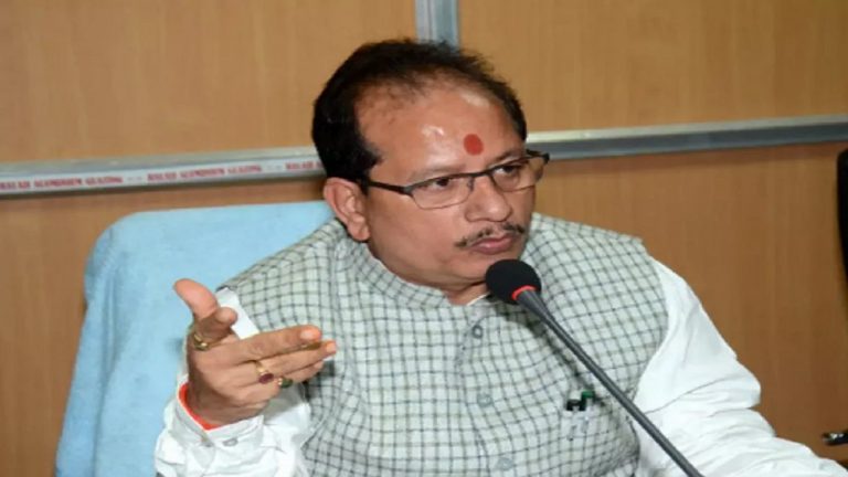 बिहार विधानसभा स्पीकर ने इस्तीफा देने से किया इनकार, कहा-दांव पर सब कुछ लगा, रूक नहीं सकते, टूट नहीं सकते