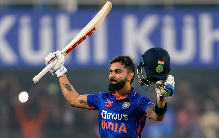 IND vs SL: विराट कोहली तीसरे वनडे में अपने नाम कर सकते है ये बड़ा रिकॉर्ड, सिर्फ इतने रनों की जरूरत
