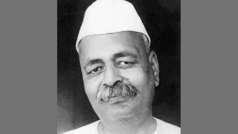 UP Vidhan Sabha Chuanv 2022 : सीएम योगी के खिलाफ चुनावी मैदान में ताल ठोकेंगे रिटायर्ड आईपीएस अमिताभ ठाकुर