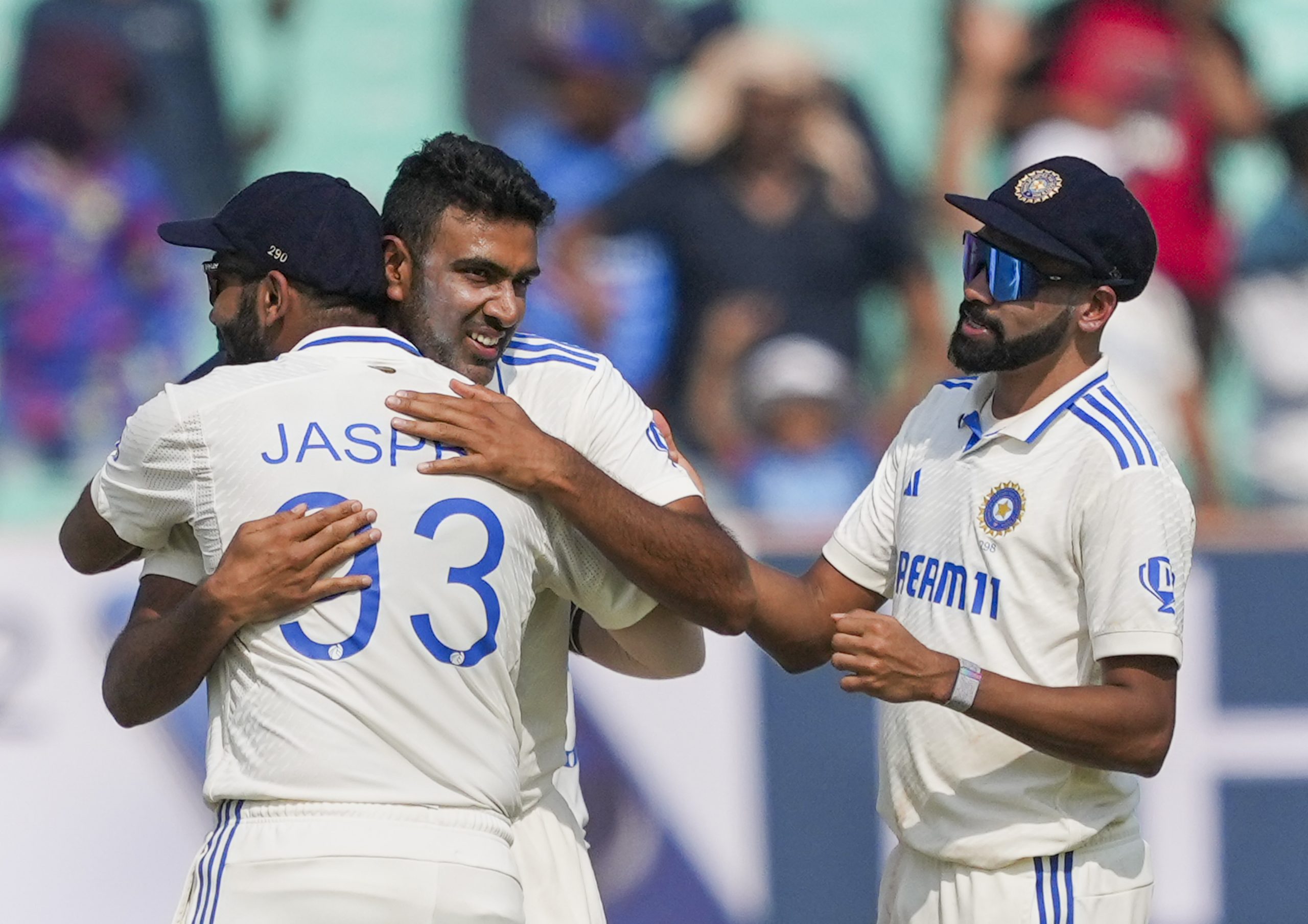 India vs England: 3rd test match-Day 2