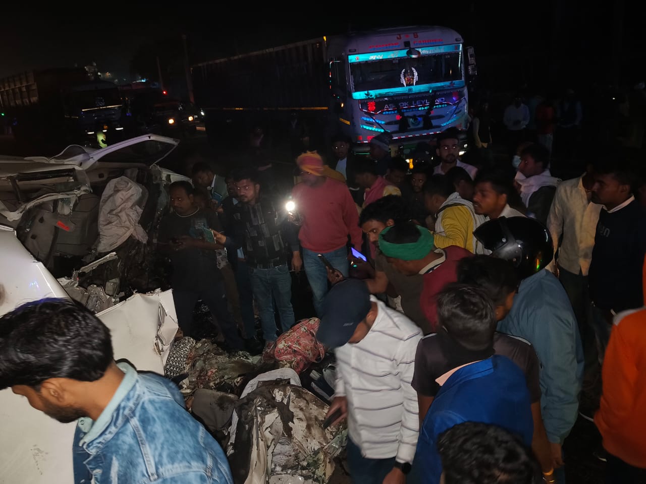 बिहार में सड़क हादसा