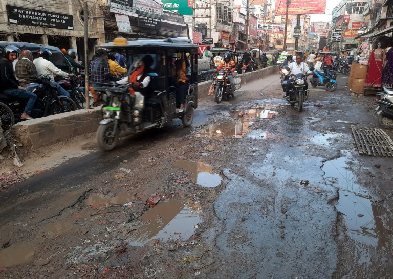 Muzaffarpur Smart City का काम छह साल में नाली खोदने और गड्ढे भरने से आगे नहीं बढ़ा