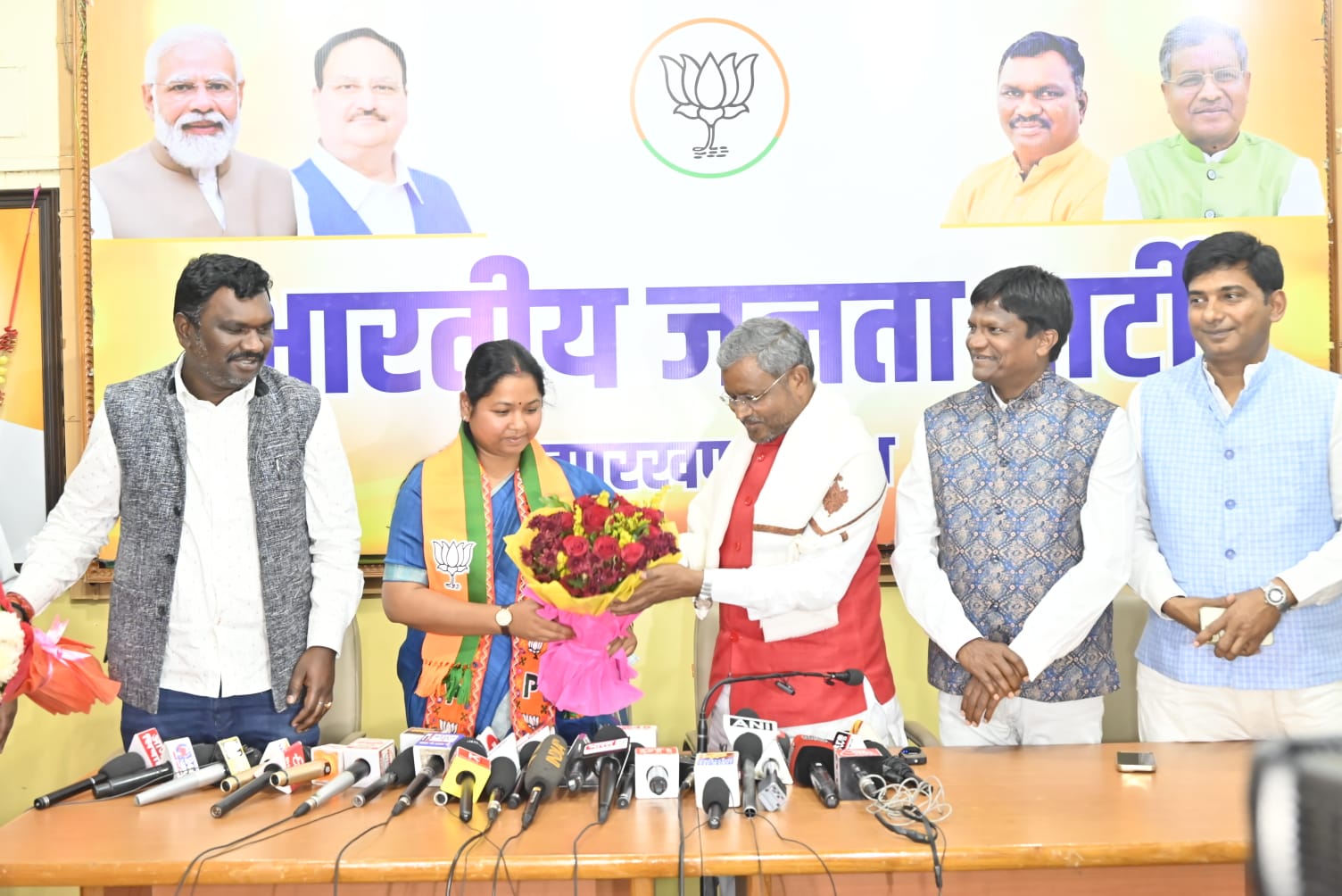Geeta Koda joins BJP