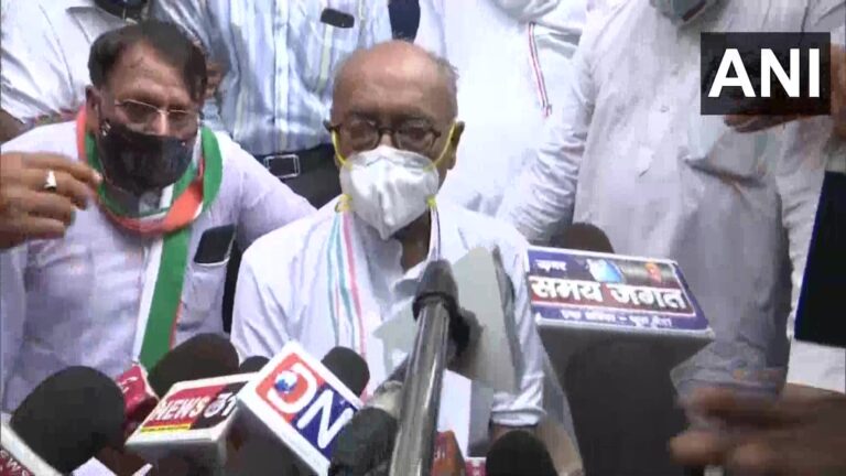 MP News: सीएम आवास के बाहर धरने पर बैठे दिग्विजय सिंह, CM शिवराज सिंह से कर रहे हैं यह मांग
