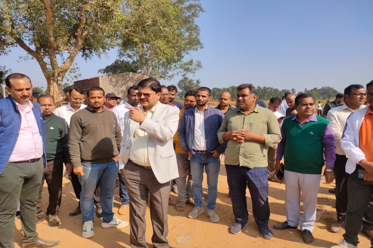 गढ़वा के डीसी शेखर जमुआर