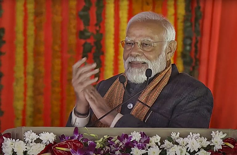 PM Narendra Modi in Kashmir: ‘जम्मू-कश्मीर आज खुलकर सांस ले रहा है’, पीएम मोदी ने कांग्रेस पर हमला करते हुए कही ये बात