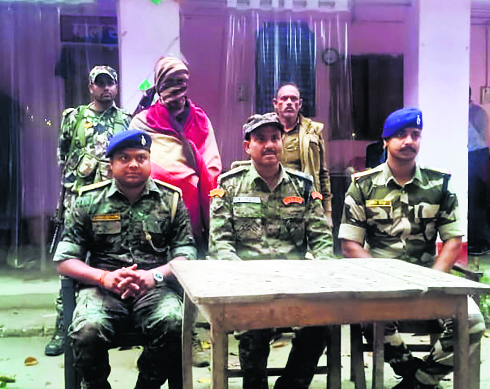 गिरफ्तार नक्सली