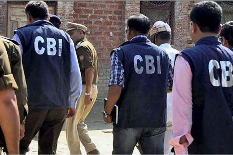 पश्चिम बंगाल : फिर संदेशखाली पहुंचे सीबीआई अधिकारी, जमीन दखल की शिकायत करनेवालों का लिया बयान