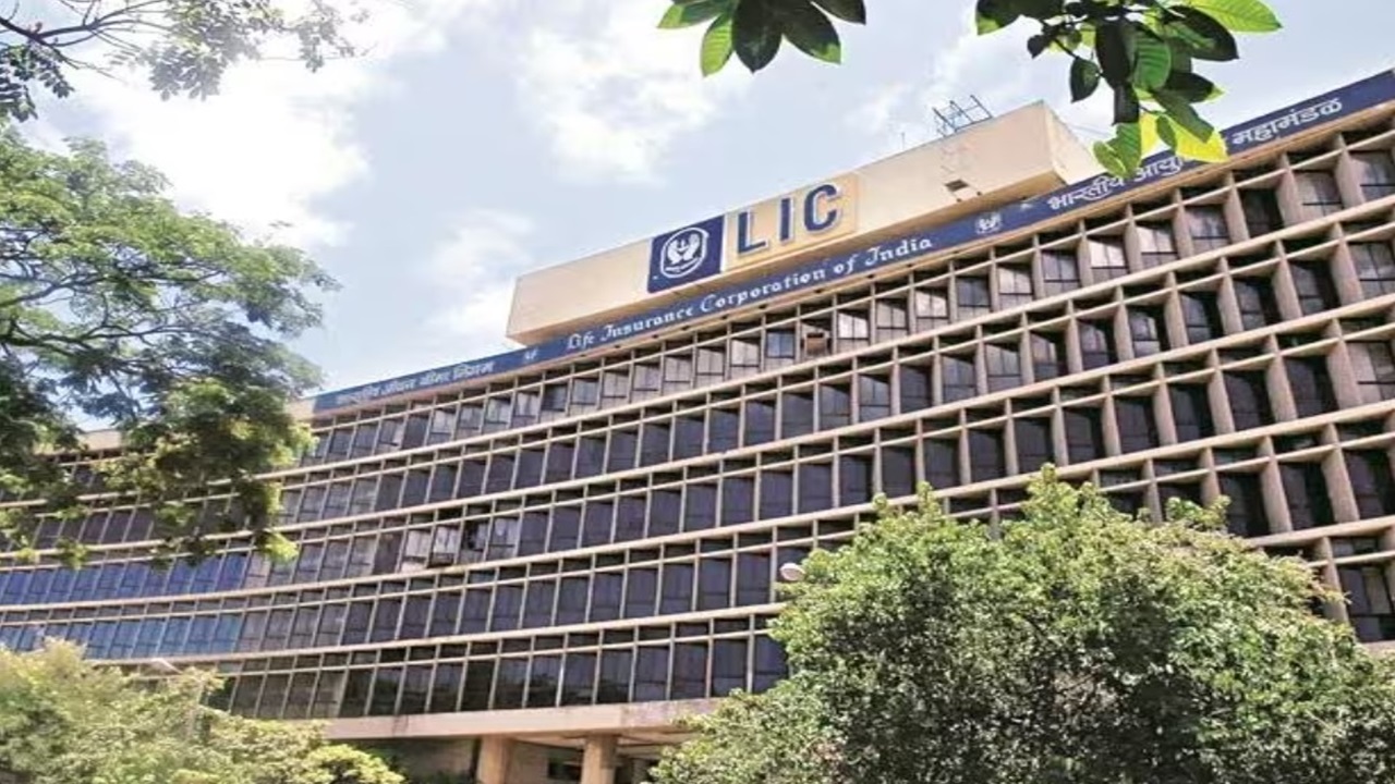 LIC
