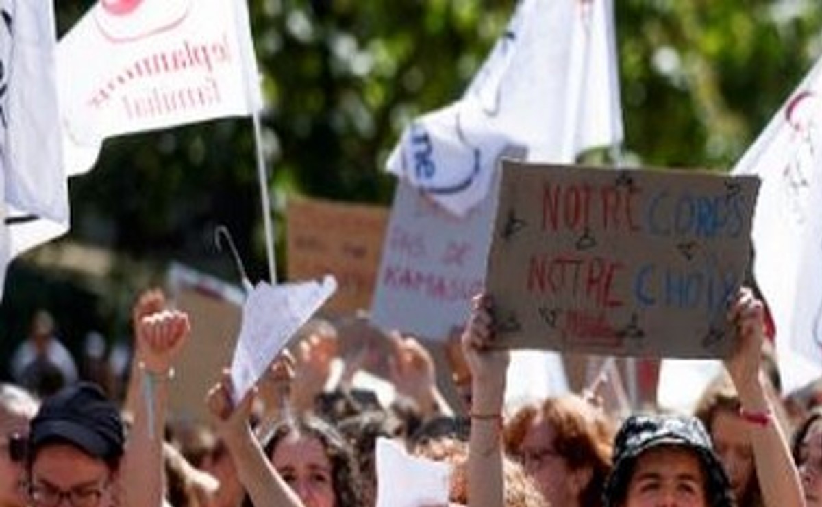 abortion constitutional right