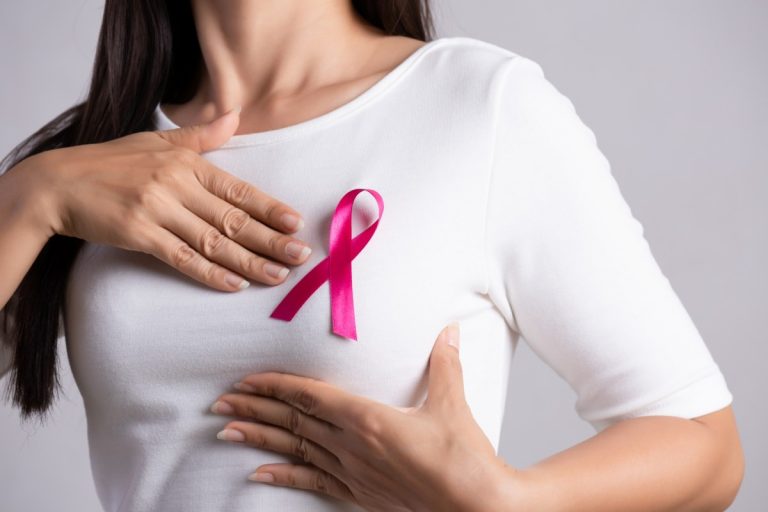 Breast Cancer due to Hormonal Imbalance : क्या हार्मोनल इंबैलेंस से भी हो सकता है ब्रेस्ट कैंसर का खतरा?