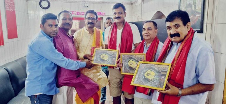 झारखंड बार काउंसिल के चेयरमैन को बासुकिनाथ में किया सम्मानित