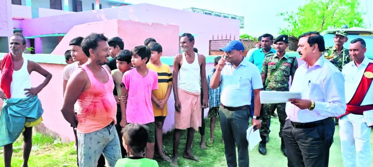 मतदान केंद्रों पर सुरक्षा का रहेगा पुख्ता इंतजाम, निर्भिक होकर करें वोटिंग : डीएम