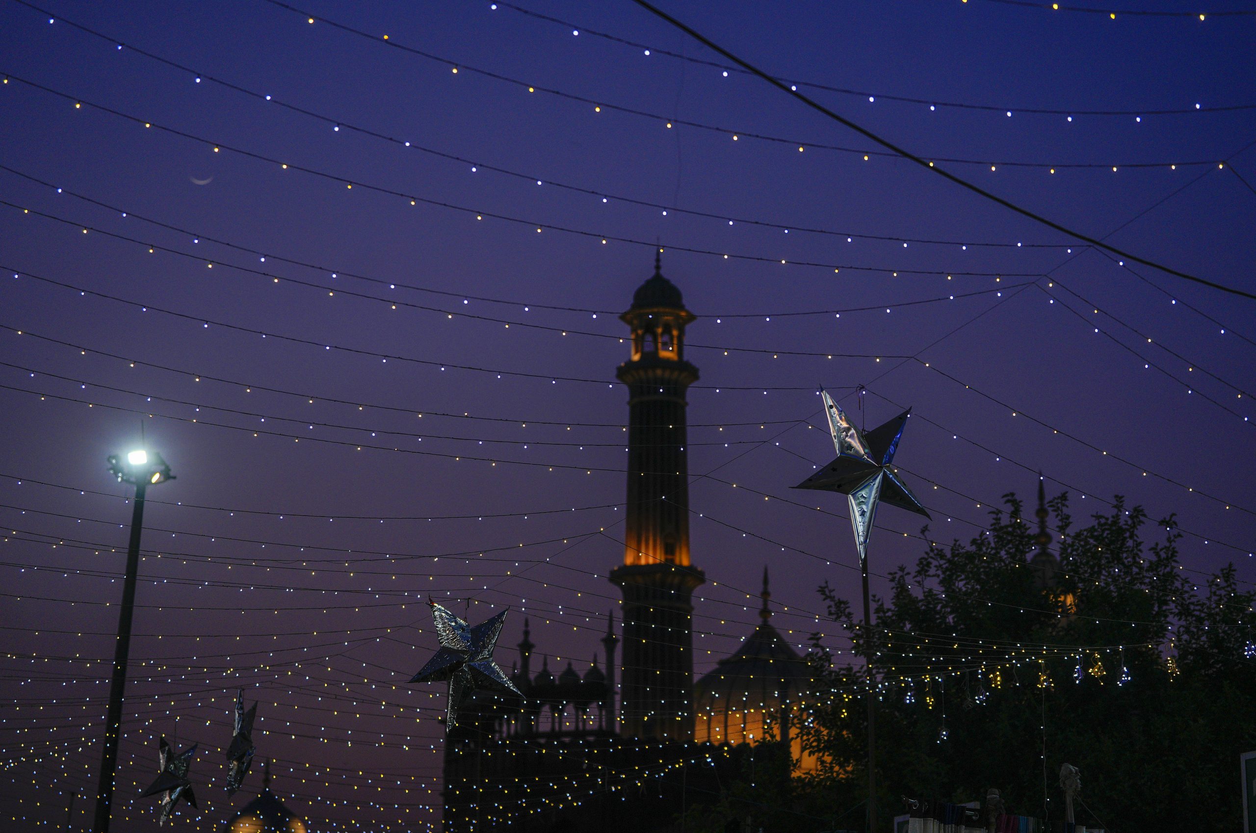 Eid-ul-Fitr Mubarak Quotes, Wishes, Messages 2025
