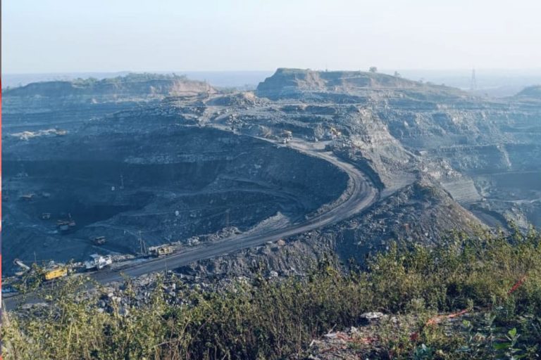 Jharkhand News: बोकारो नदी में आई बाढ़, टाटा स्टील वेस्ट बोकारो की माइंस हुई जलमग्न