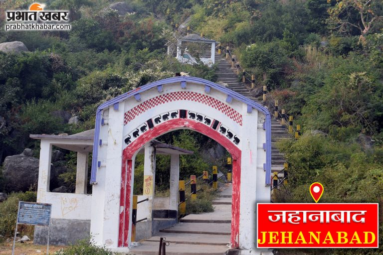प्रतिमा विसर्जन रूट का डीएम ने किया निरीक्षण