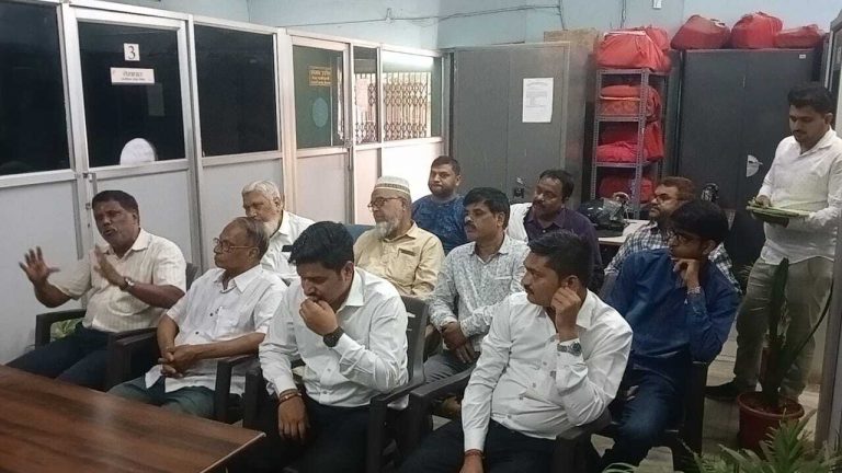 मानगो निगम ने सोसाइटी मालिकों के बीच चलाया मतदाता जागरूकता अभियान