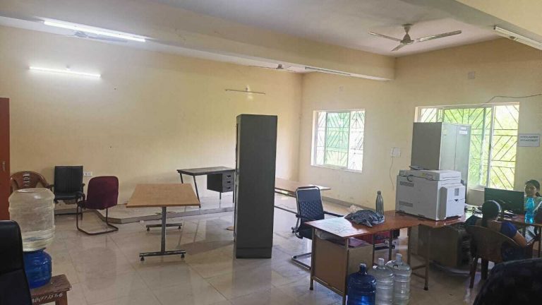 ओपेन विवि को दिये भवन के हिस्से को फॉरेस्ट्री कॉलेज ने अपने कब्जे में लिया