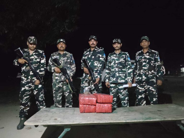 21 किलो गांजा जब्त, तस्कर फरार