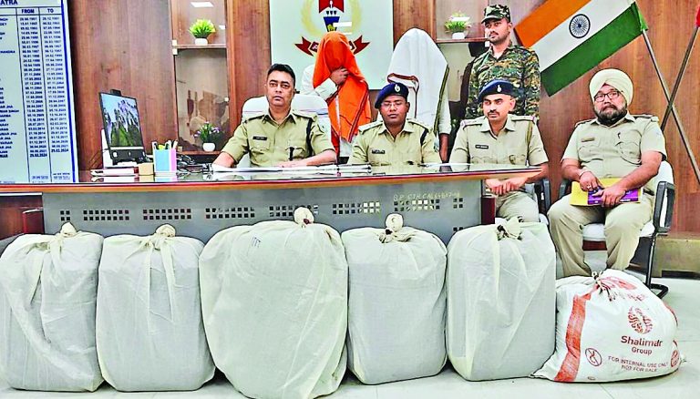 चतरा में 10 करोड़ की अफीम के साथ दो तस्कर गिरफ्तार