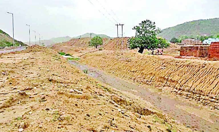 पकरी बरवाडीह कोयला परियोजना में हुआ अवैध खनन और अतिक्रमण