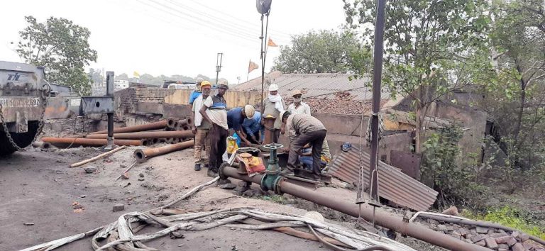 दो ही माह में खराब हुआ सबमर्सिबल पंप, पिट वाटर की सप्लाई ठप