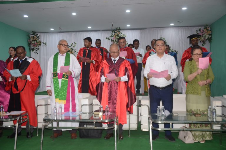 गोस्सनर थियोलॉजिकल कॉलेज का दीक्षांत समारोह, 15 विद्यार्थियों को मिली बीडी की डिग्री